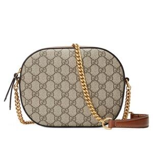 Gucci GG Supreme  Camera Bag NWT Box and Dusty Bag